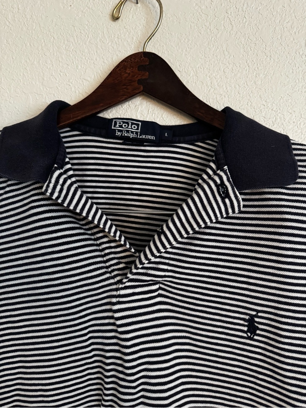 Ralph Lauren Polo Shirt – Men’s Large – Navy Blue & White